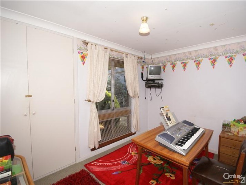 8 Barnes Way, Mandurah WA 6210