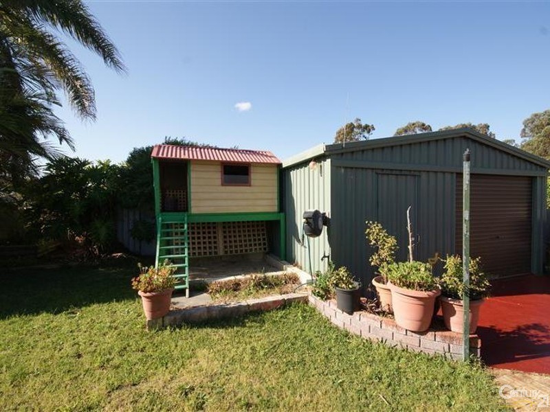 8 Barnes Way, Mandurah WA 6210