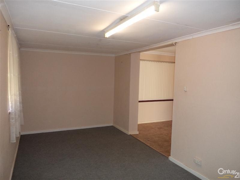 5 Moorine Court, Hillman WA 6168