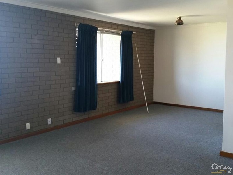 7a Raymond Place, Waikiki WA 6169