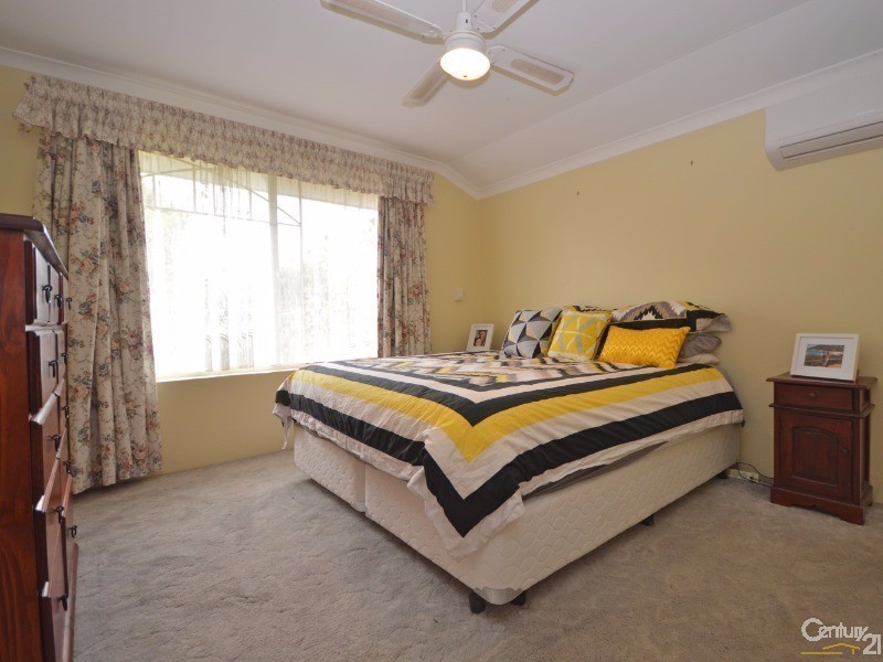 7 Elysee Court, Port Kennedy WA 6172