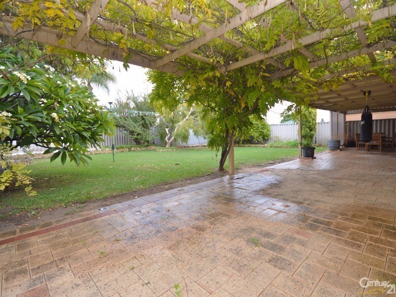 7 Elysee Court, Port Kennedy WA 6172