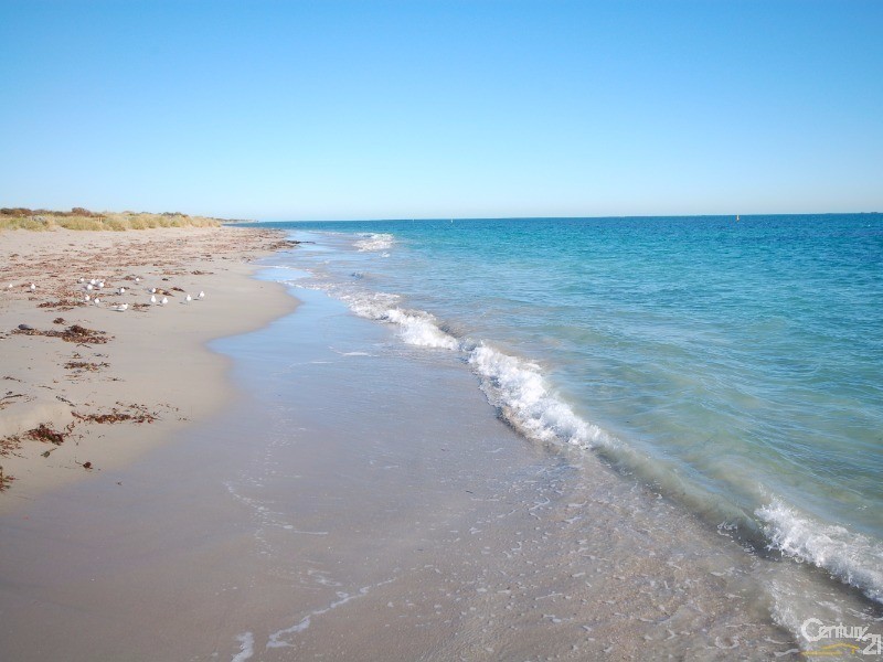 7 Elysee Court, Port Kennedy WA 6172