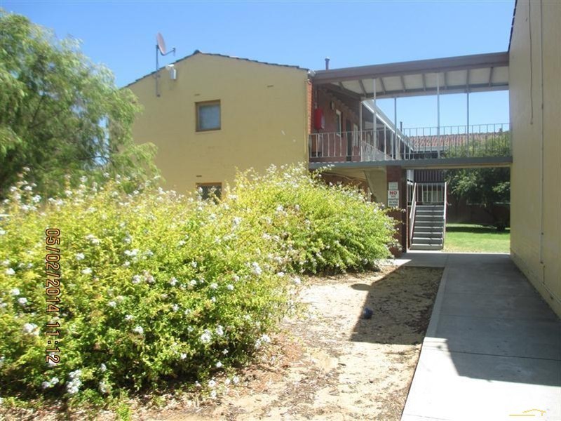 1/15 Corvus Place, Rockingham WA 6168