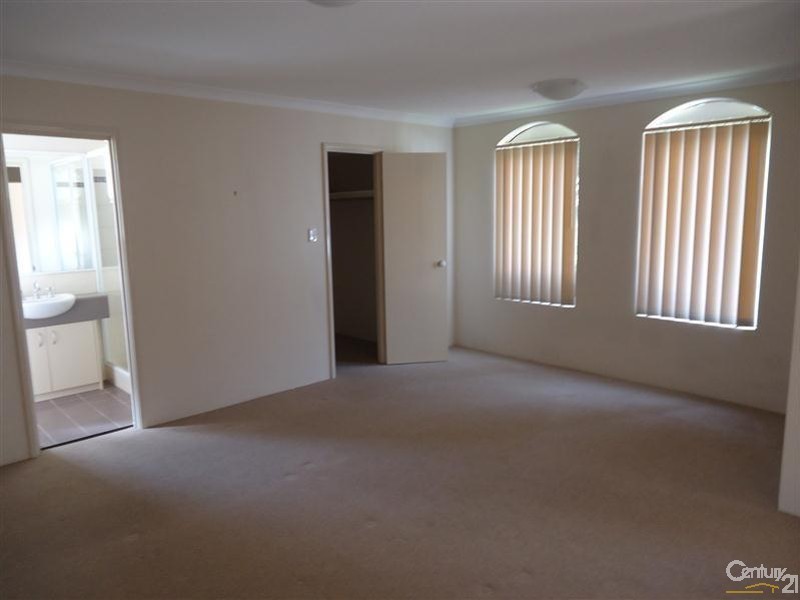 24 Greeson Parkway, Secret Harbour WA 6173