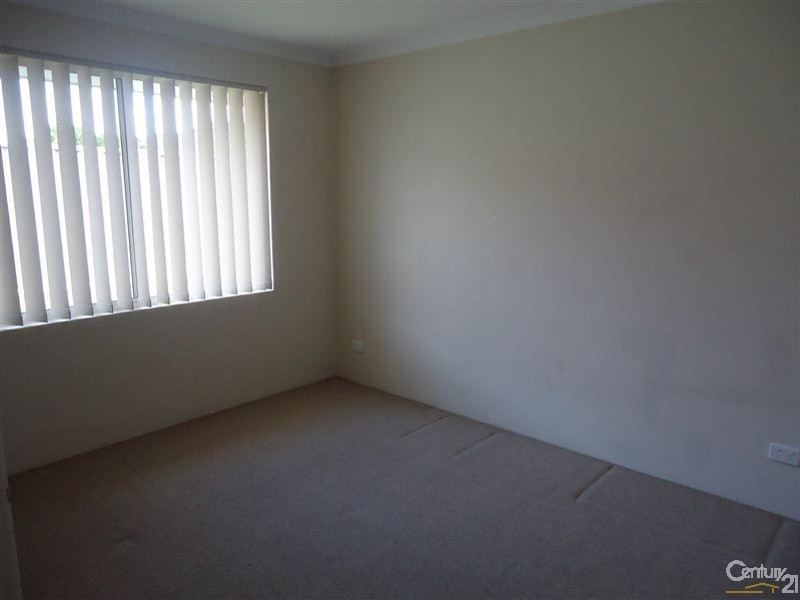 24 Greeson Parkway, Secret Harbour WA 6173