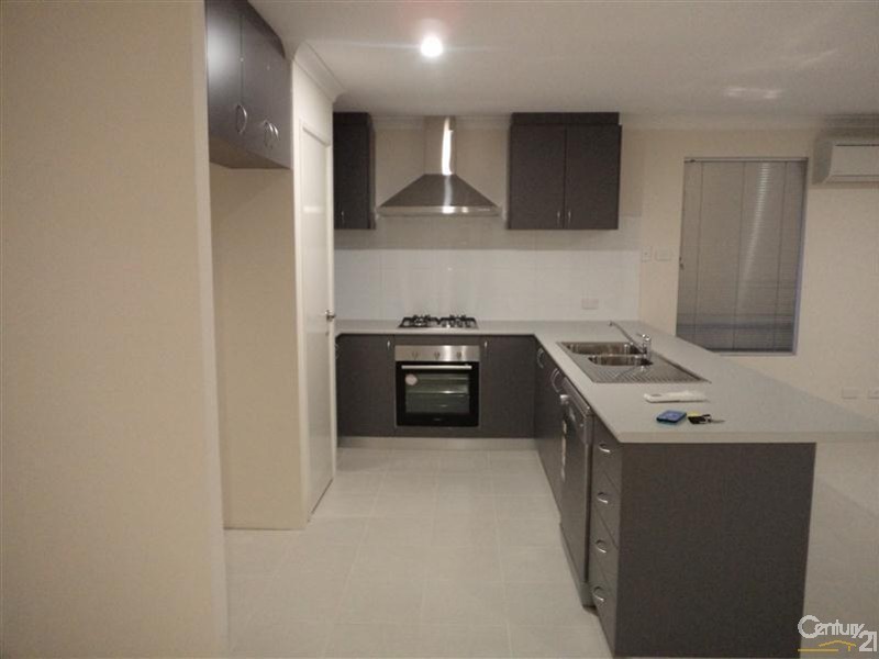 16 Monjon Way, Baldivis WA 6171