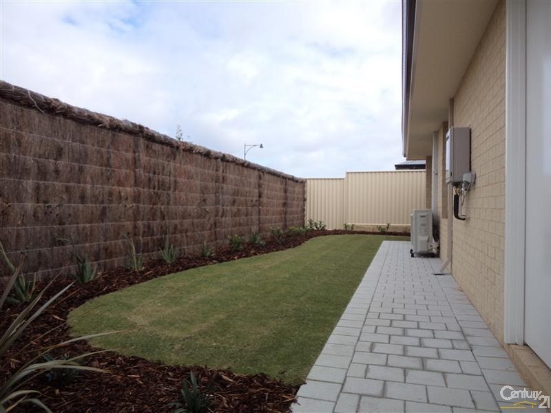 16 Monjon Way, Baldivis WA 6171