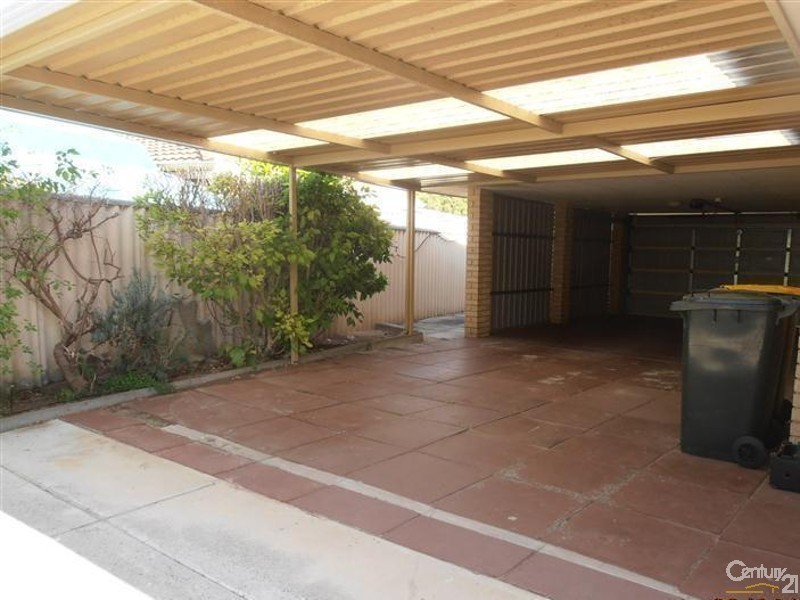 9 Diamantina Way, Rockingham WA 6168