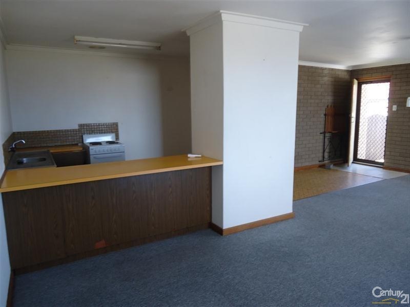 7A Raymond Place, Waikiki WA 6169