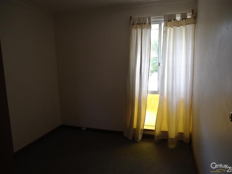 7A Raymond Place, Waikiki WA 6169