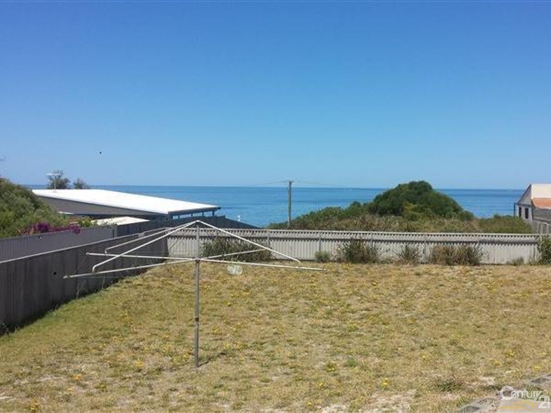 7A Raymond Place, Waikiki WA 6169