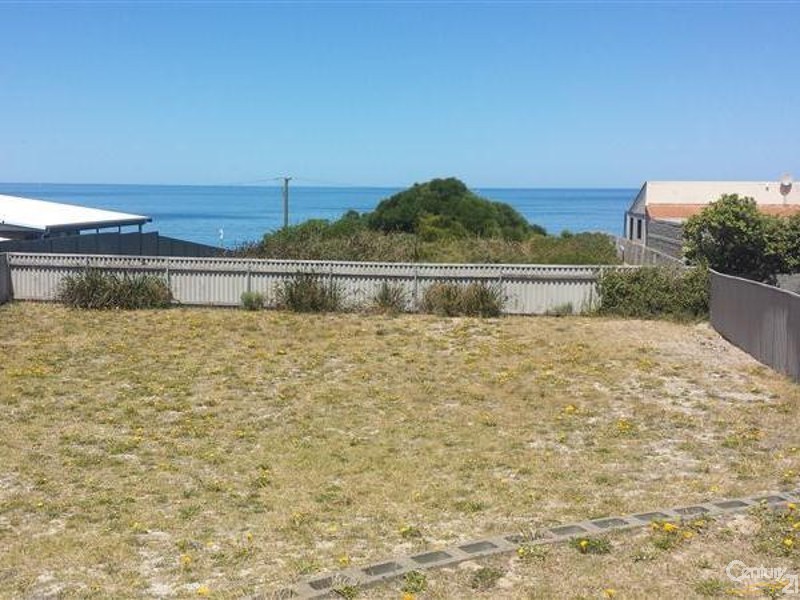 7A Raymond Place, Waikiki WA 6169