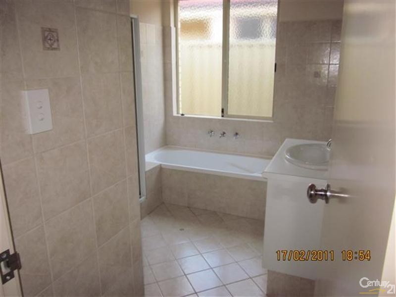 11 Laguardia Loop, Port Kennedy WA 6172