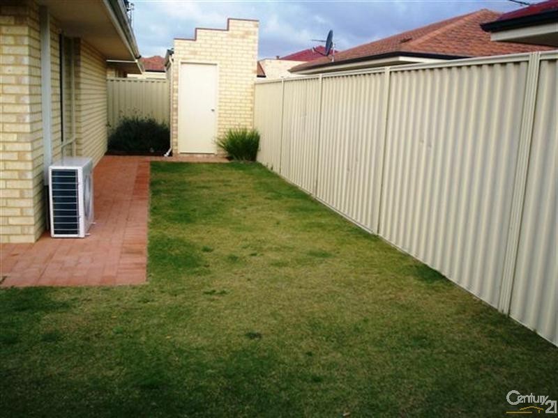 11 Laguardia Loop, Port Kennedy WA 6172