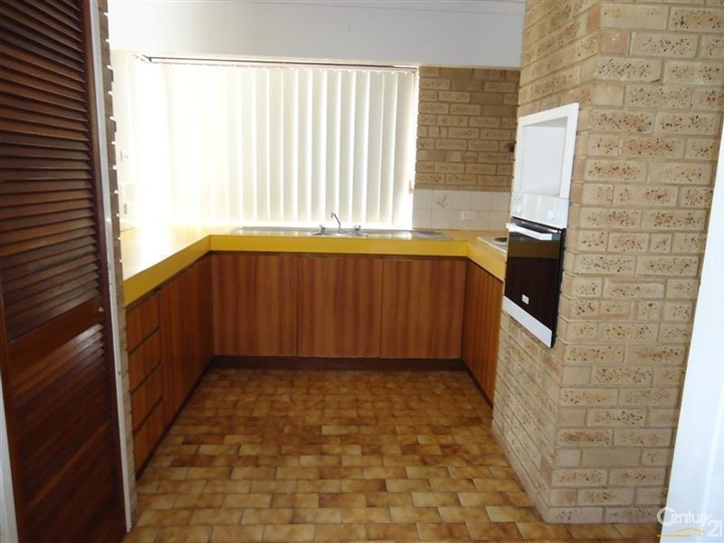 31 Cutter Road, Waikiki WA 6169