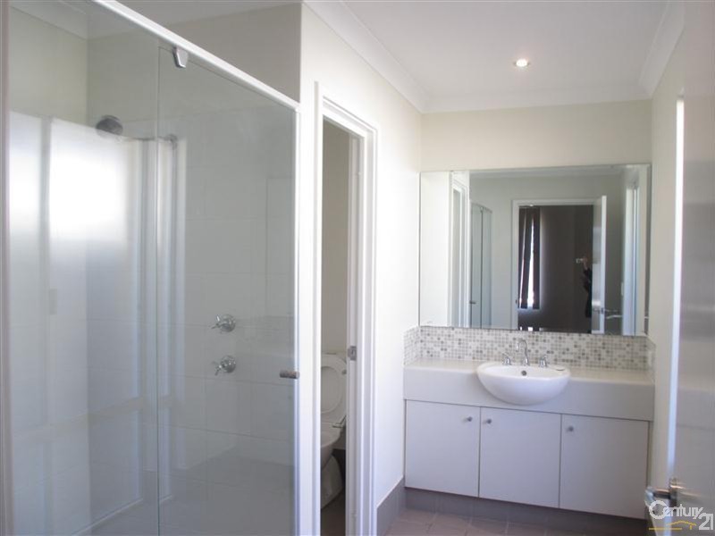 142 Harrington Waters Drive, Waikiki WA 6169