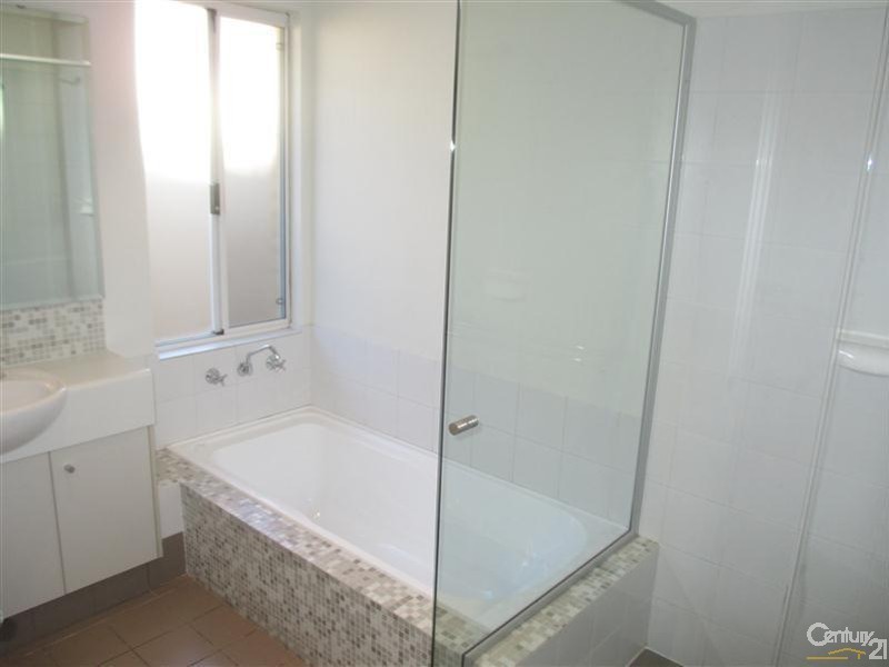 142 Harrington Waters Drive, Waikiki WA 6169