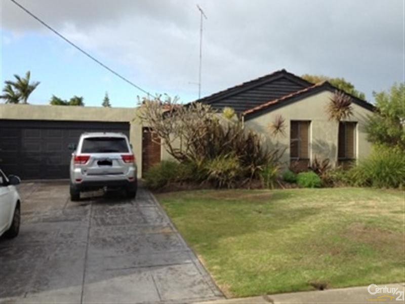 59 Malibu Road, Safety Bay WA 6169