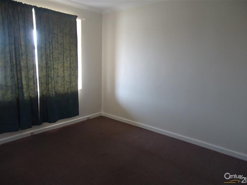 2/4 Afon Street, Shoalwater WA 6169