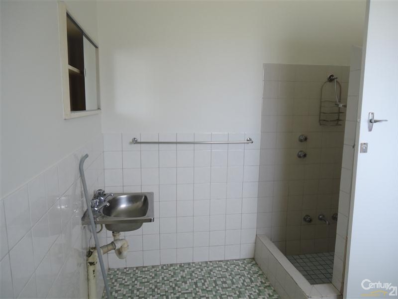 2/4 Afon Street, Shoalwater WA 6169