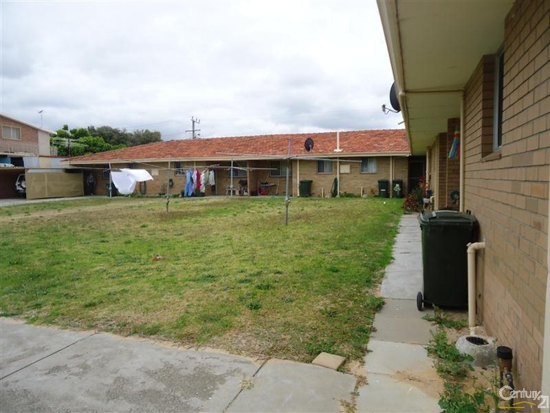 2/4 Afon Street, Shoalwater WA 6169