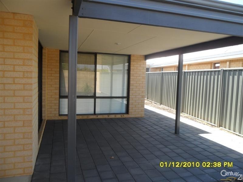 18 Fareham Crescent, Wellard WA 6170