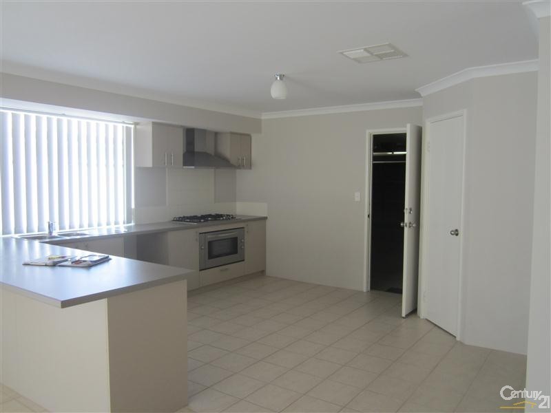 30 Pavonia Parade, Baldivis WA 6171