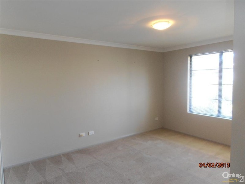 13/36 Epsilon Drive, Rockingham WA 6168