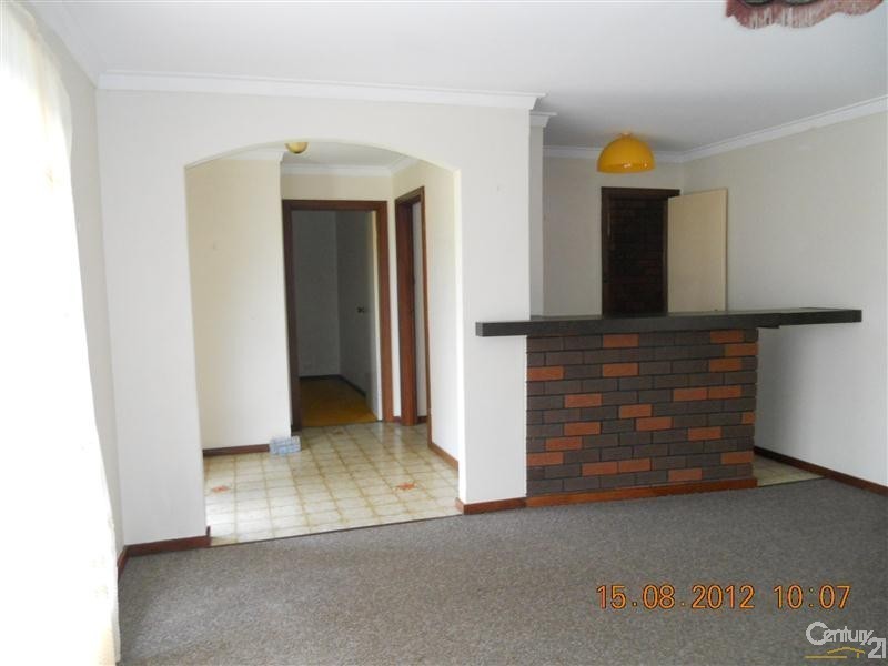 8 Coral Road, Safety Bay WA 6169