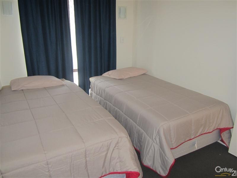 1/33 Fletcher Street, Rockingham WA 6168