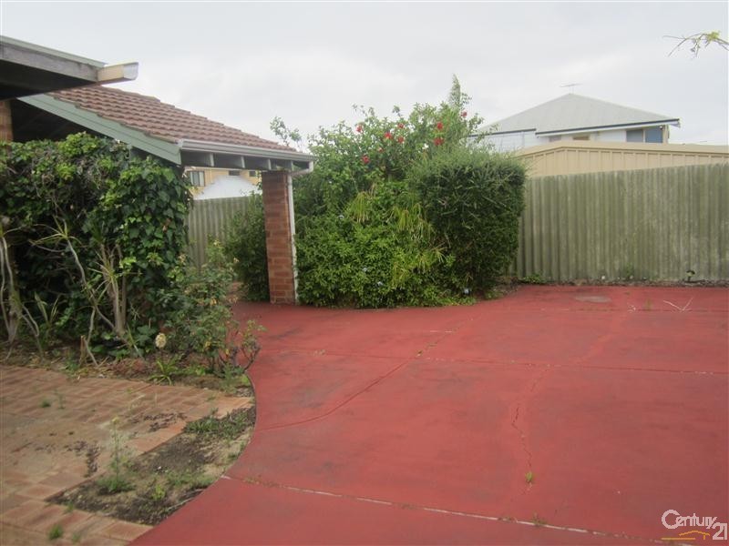 1/33 Fletcher Street, Rockingham WA 6168
