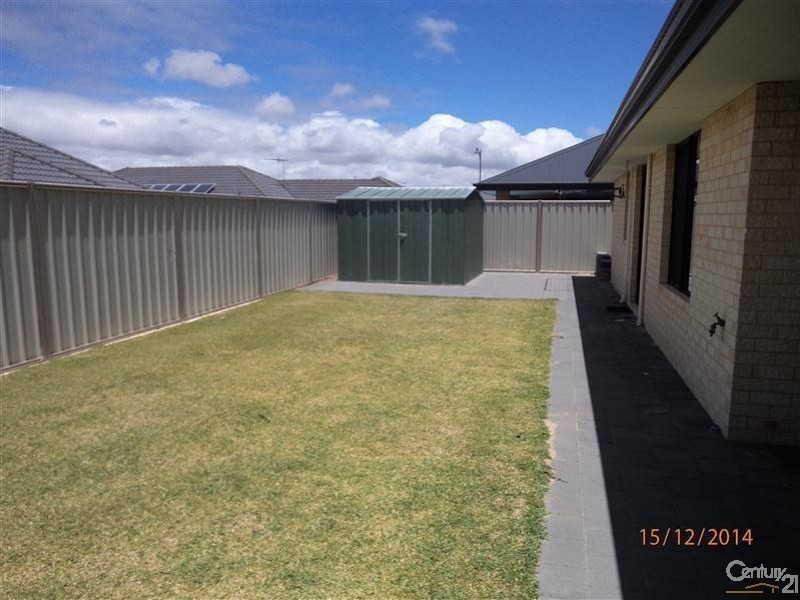 4 Lastovo Lane, Secret Harbour WA 6173