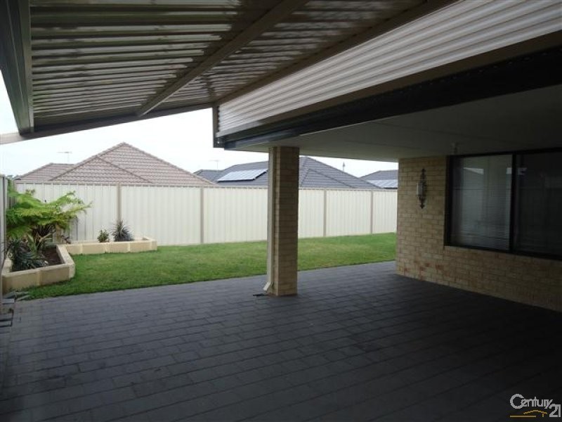 4 Lastovo Lane, Secret Harbour WA 6173