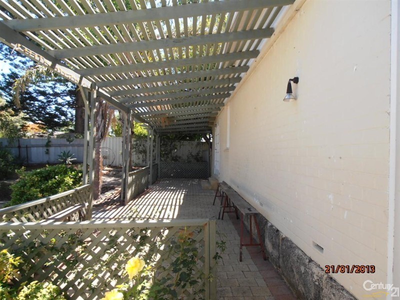 26 Langley Street, Rockingham WA 6168
