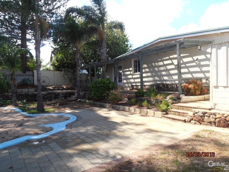 26 Langley Street, Rockingham WA 6168