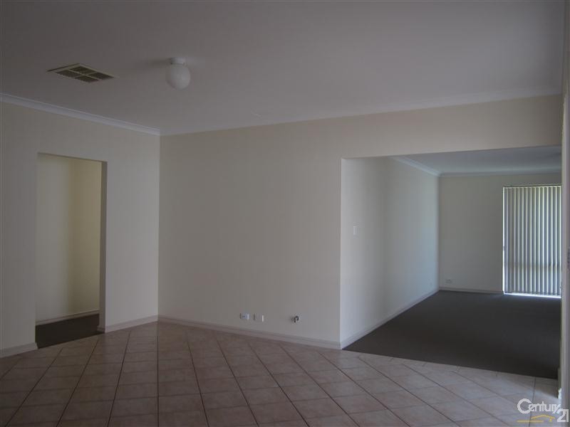 41 Alora Drive, Port Kennedy WA 6172