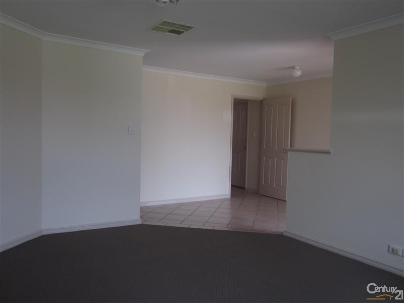 41 Alora Drive, Port Kennedy WA 6172