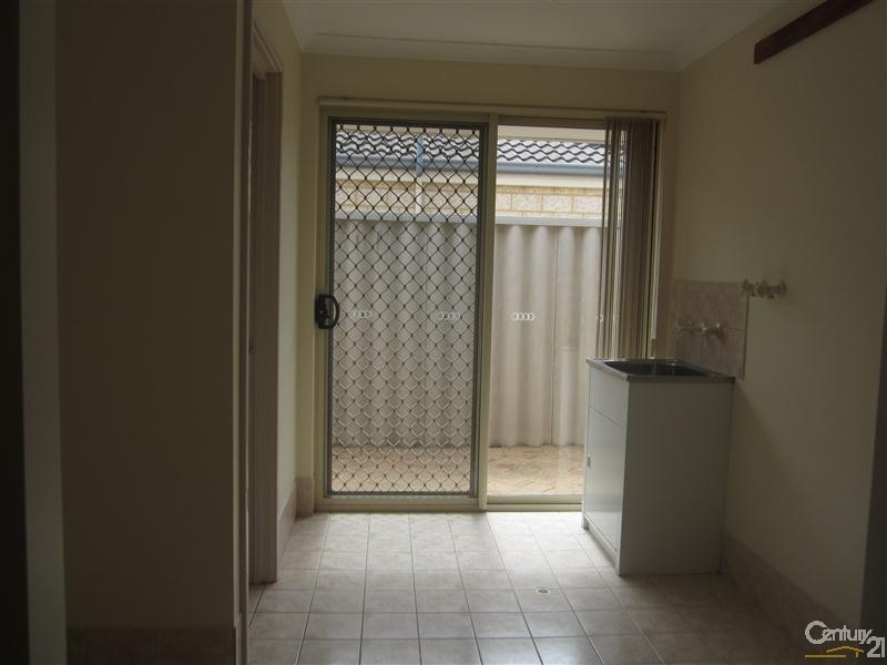 41 Alora Drive, Port Kennedy WA 6172