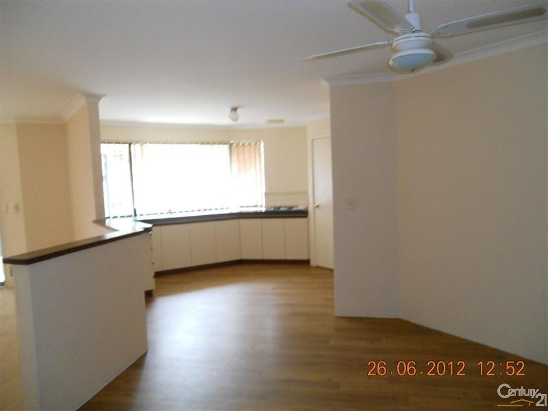 44 St Ettienne Gardens, Port Kennedy WA 6172