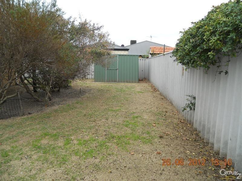 44 St Ettienne Gardens, Port Kennedy WA 6172