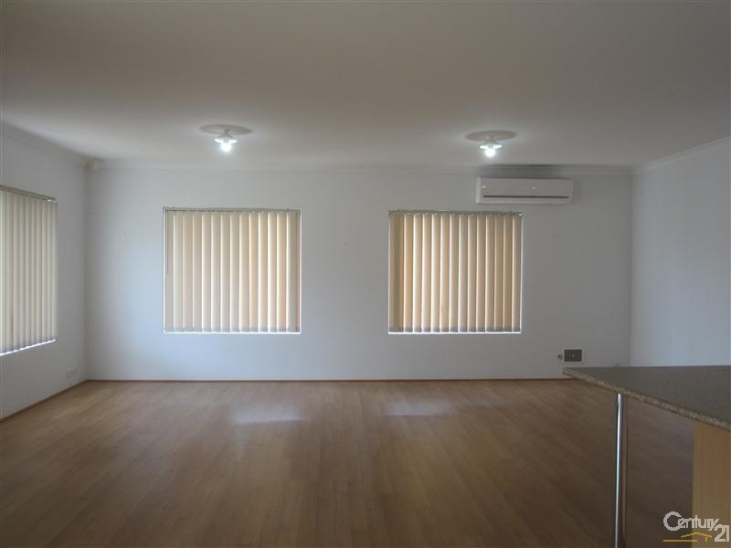 76 Rae Road, Shoalwater WA 6169