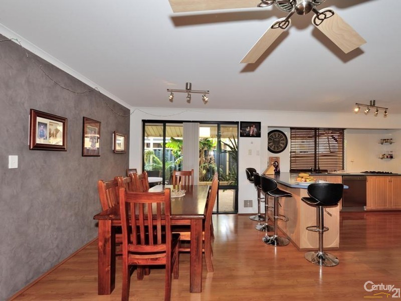 215 Grand Ocean Boulevard, Port Kennedy WA 6172