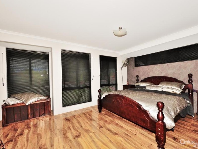 215 Grand Ocean Boulevard, Port Kennedy WA 6172