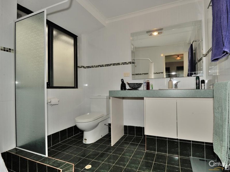 215 Grand Ocean Boulevard, Port Kennedy WA 6172