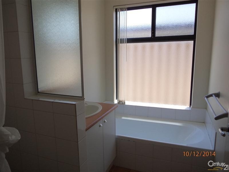 7 Elektra Terrace, Shoalwater WA 6169