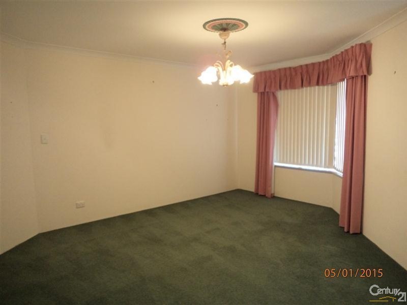 16 Galway Gardens, Warnbro WA 6169