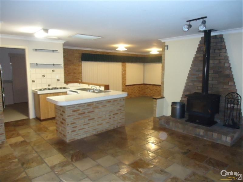 1 Ballard Court, Cooloongup WA 6168