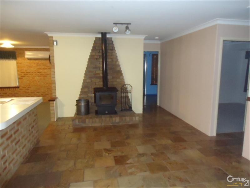 1 Ballard Court, Cooloongup WA 6168