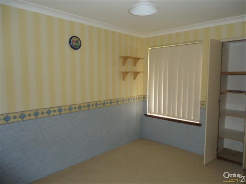 1 Ballard Court, Cooloongup WA 6168